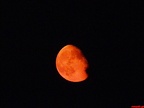 κι ένα κόκκινο φεγγάρι στις 27 του Ιούνη...να σου μαχαιρώνει την καρδιά...